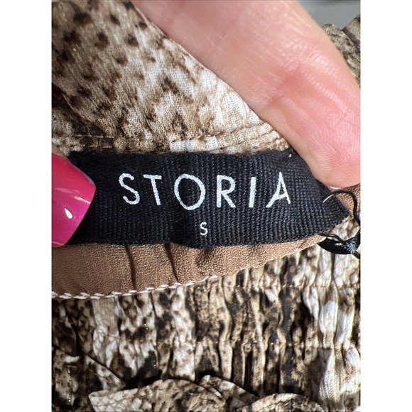 Storia Animal Print Snakeskin Smocked Tiered Ruffle Mini Skirt Size Small NWT - Picture 3 of 8